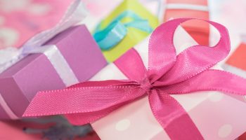 gift-553149_1280