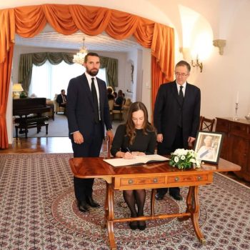 WhatsApp Image 2022-09-18 at 8.01.57 PM